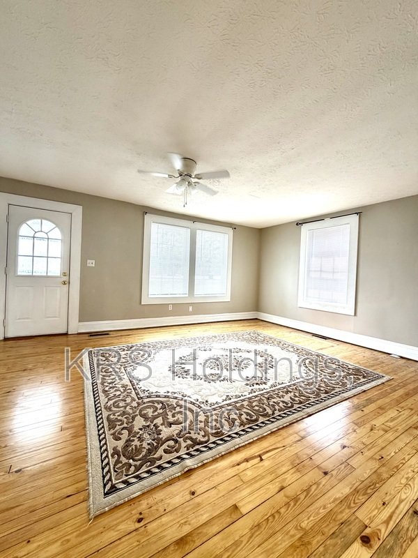 Bright property image