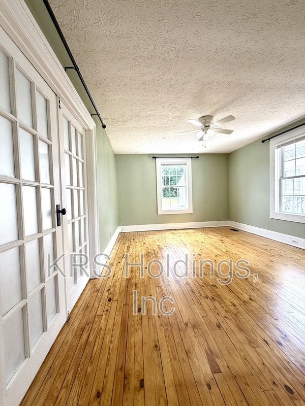Bright property image