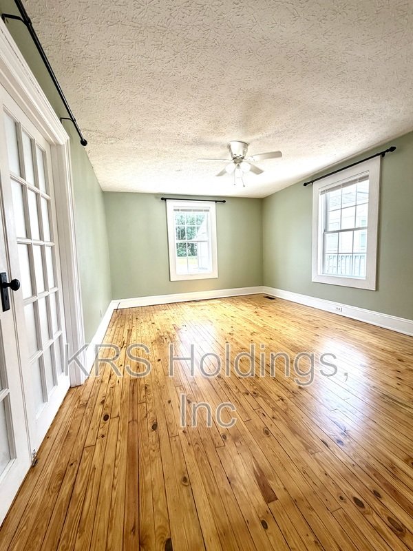 Bright property image